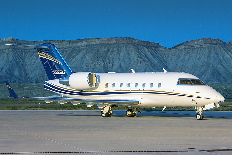 2001 Challenger 604 - 5477